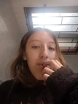 Snapshot of Briar_y_Blair chatting on January 6, 2026, 1:04 pm Briar y Blair online show from January 6, 2026, 1:04 pm