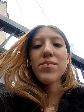 Snapshot of Briar_y_Blair chatting on January 8, 2026, 12:40 pm Briar y Blair online show from January 8, 2026, 12:40 pm