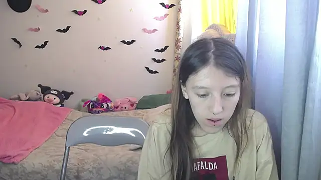 Snapshot of Briar_y_Blair chatting on February 10, 2026, 3:38 pm Briar y Blair online show from February 10, 2026, 3:38 pm