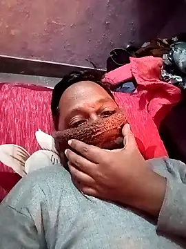 Snapshot of Caterosee chatting on December 18, 2025, 9:54 pm Caterosee online show from December 18, 2025, 9:54 pm