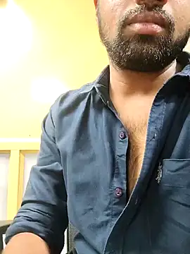 bnglrboy0886 online show from June 6, 2026, 1:49 pm
