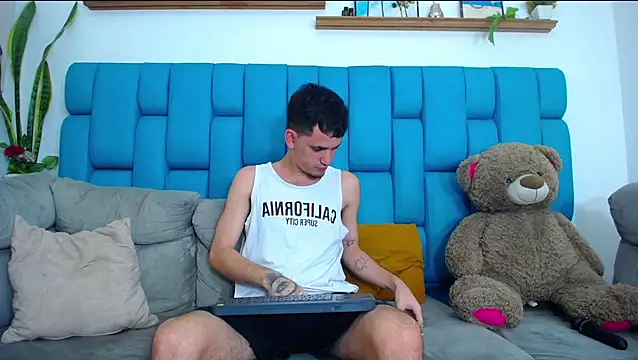 boy Dirty X online show from February 8, 2026, 5:44 am