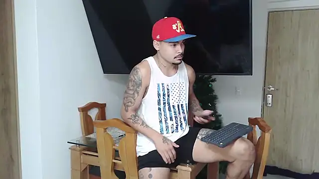 Snapshot of Christian_jh_bigcock chatting on December 17, 2025, 4:46 pm Christian jh bigcock online show from December 17, 2025, 4:46 pm