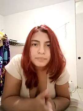 LUNARB23 online show from December 17, 2025, 5:02 am