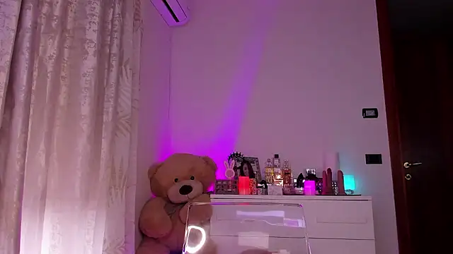 Snapshot of DakotaDaimon chatting on January 15, 2026, 8:41 am DakotaDaimon online show from January 15, 2026, 8:41 am