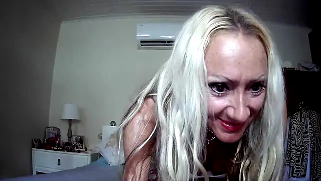 siennadiamond online show from June 23, 2026, 5:11 pm