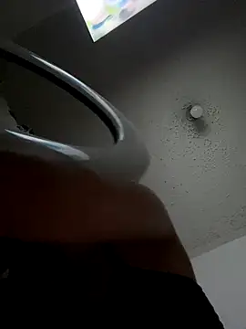 Snapshot of katara_top2_ chatting on December 18, 2025, 12:06 am katara top2 online show from December 18, 2025, 12:06 am