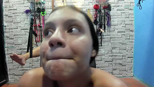 BDSMFLAKAEXTREM2 online show from July 28, 2026, 7:39 pm
