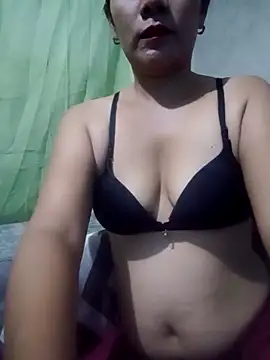 Snapshot of kinky27782 chatting on December 20, 2025, 3:41 pm kinky27782 online show from December 20, 2025, 3:41 pm