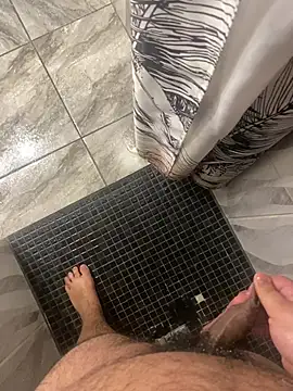 Snapshot of Miguel_667 chatting on February 3, 2026, 12:21 pm Miguel 667 online show from February 3, 2026, 12:21 pm