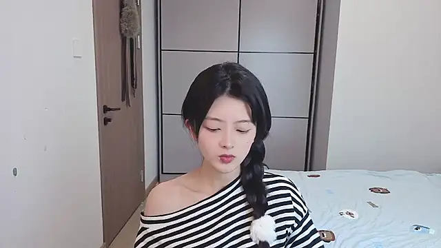 Snapshot of Koikoi___ chatting on January 10, 2026, 1:51 am Koikoi online show from January 10, 2026, 1:51 am