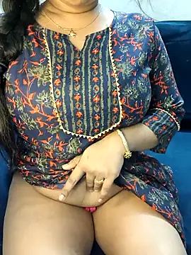 Snapshot of SSiya- chatting on February 18, 2026, 7:54 pm SSiya- online show from February 18, 2026, 7:54 pm