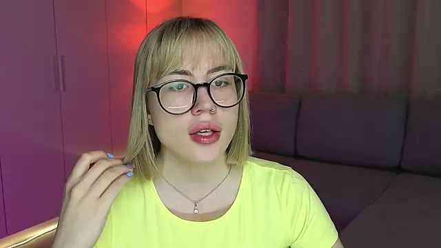 Snapshot of Aurelia_Voss chatting on March 14, 2026, 5:57 am Aurelia Voss online show from March 14, 2026, 5:57 am