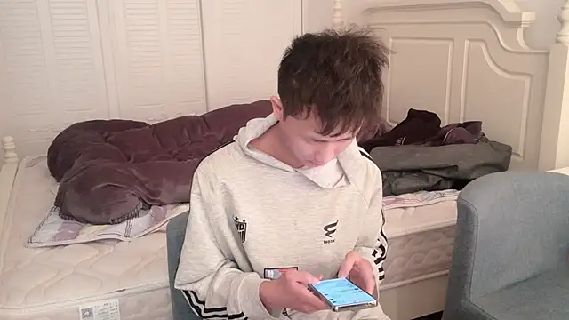 hexiangzb online show from December 17, 2025, 5:46 am