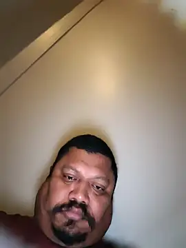 Snapshot of joaquinvaladez chatting on January 14, 2026, 11:49 am joaquinvaladez online show from January 14, 2026, 11:49 am