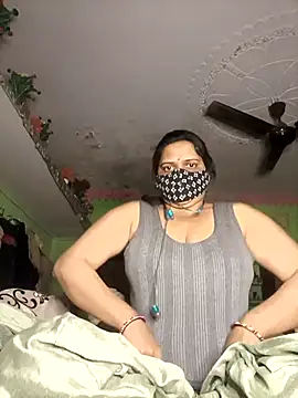 Snapshot of DIRTY-MOMS chatting on February 13, 2026, 3:52 pm DIRTY-MOMS online show from February 13, 2026, 3:52 pm