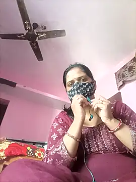 Snapshot of DIRTY-MOMS chatting on February 23, 2026, 5:38 am DIRTY-MOMS online show from February 23, 2026, 5:38 am