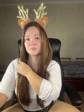 Snapshot of CaramelleSugarr chatting on December 23, 2025, 10:46 am CaramelleSugarr online show from December 23, 2025, 10:46 am