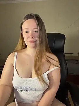 CaramelleSugarr online show from May 8, 2026, 6:57 pm