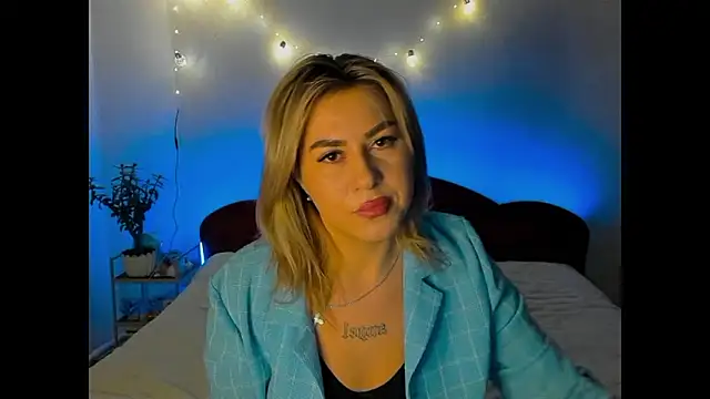 Snapshot of Roxi_Joy chatting on January 17, 2026, 8:12 pm Roxi Joy online show from January 17, 2026, 8:12 pm