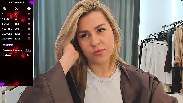 Snapshot of Roxi_Joy chatting on February 18, 2026, 10:55 am Roxi Joy online show from February 18, 2026, 10:55 am