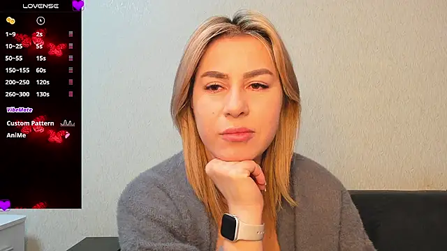 Snapshot of Roxi_Joy chatting on February 19, 2026, 1:07 pm Roxi Joy online show from February 19, 2026, 1:07 pm