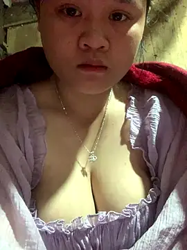 Snapshot of Thanhhuyen001 chatting on December 17, 2025, 2:28 am Thanhhuyen001 online show from December 17, 2025, 2:28 am