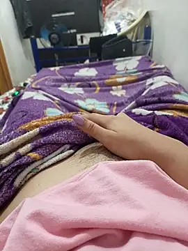 lwkfine online show from December 18, 2025, 2:56 pm