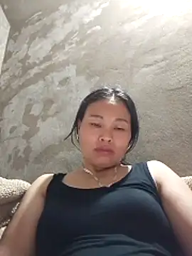 Snapshot of Maikha08 chatting on March 27, 2026, 9:36 pm Maikha08 online show from March 27, 2026, 9:36 pm