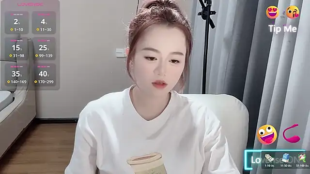 Amireux-8 online show from March 30, 2026, 1:01 pm