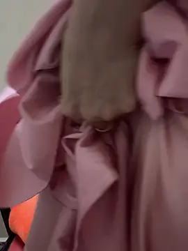 bi biii online show from April 6, 2026, 7:26 pm