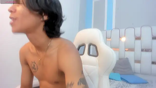 Snapshot of AndyKings_1 chatting on February 2, 2026, 1:15 am AndyKings 1 online show from February 2, 2026, 1:15 am