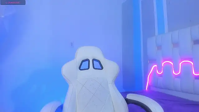 Snapshot of AndyKings_1 chatting on February 6, 2026, 3:11 am AndyKings 1 online show from February 6, 2026, 3:11 am