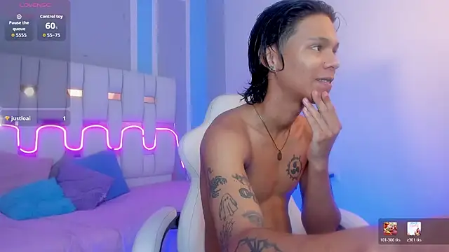 Snapshot of AndyKings_1 chatting on February 11, 2026, 3:55 am AndyKings 1 online show from February 11, 2026, 3:55 am