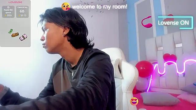 Snapshot of AndyKings_1 chatting on February 21, 2026, 2:56 am AndyKings 1 online show from February 21, 2026, 2:56 am