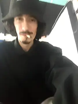 sk8-boy online show from January 7, 2026, 3:36 pm