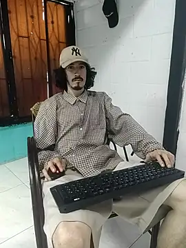 sk8-boy online show from March 4, 2026, 2:45 pm