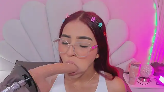 Snapshot of Ary__cherry chatting on December 22, 2025, 7:55 pm Ary cherry online show from December 22, 2025, 7:55 pm