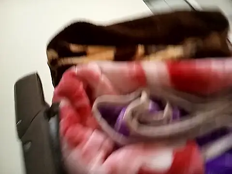 Snapshot of jawahir_sexy_squirt chatting on December 18, 2025, 7:53 pm jawahir sexy squirt online show from December 18, 2025, 7:53 pm