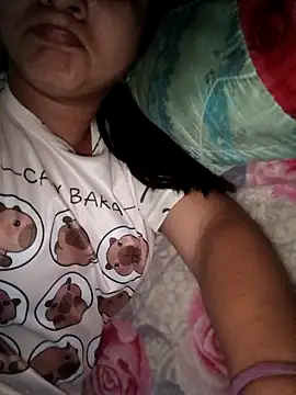 Snapshot of haslyna chatting on December 17, 2025, 12:33 pm haslyna online show from December 17, 2025, 12:33 pm