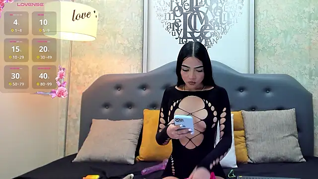 Snapshot of Iam_charlotte69 chatting on February 1, 2026, 3:05 am Iam charlotte69 online show from February 1, 2026, 3:05 am