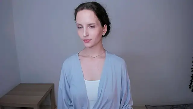 Snapshot of Ariadna_Shy chatting on June 13, 2026, 10:18 pm Ariadna Shy online show from June 13, 2026, 10:18 pm