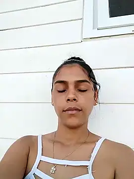 Snapshot of Emily_hot26 chatting on February 12, 2026, 8:37 pm Emily hot26 online show from February 12, 2026, 8:37 pm