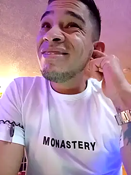 Gloryholeroom online show from March 18, 2026, 7:17 pm