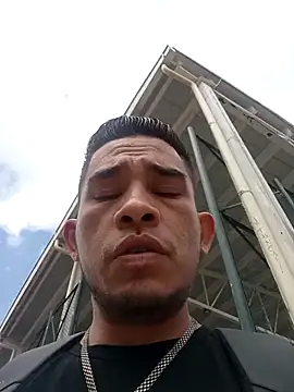 Snapshot of Gloryholeroom chatting on March 20, 2026, 7:30 pm Gloryholeroom online show from March 20, 2026, 7:30 pm