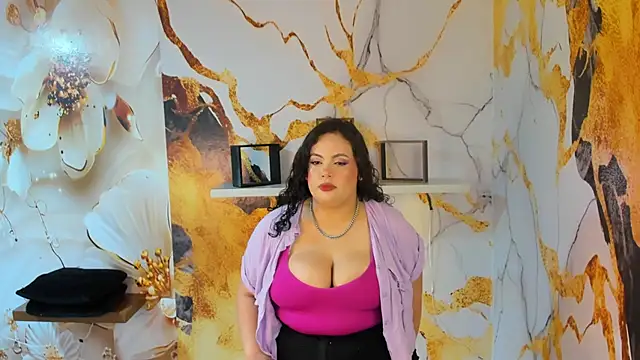 Snapshot of Blair_and_Chuck chatting on December 18, 2025, 4:29 am Blair and Chuck online show from December 18, 2025, 4:29 am