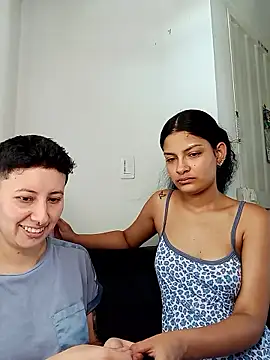 Snapshot of Mei_and_Gaby chatting on January 18, 2026, 4:55 pm Mei and Gaby online show from January 18, 2026, 4:55 pm