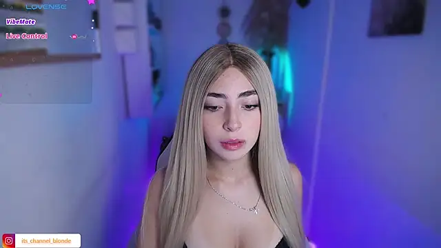 channel blondee online show from June 4, 2026, 5:52 pm