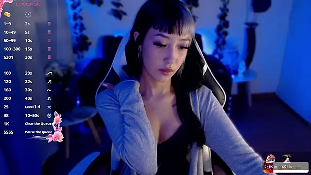 Snapshot of viicky_r chatting on January 5, 2026, 8:12 pm viicky r online show from January 5, 2026, 8:12 pm