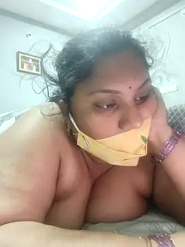 Snapshot of Telugumistress chatting on February 24, 2026, 5:33 pm Telugumistress online show from February 24, 2026, 5:33 pm